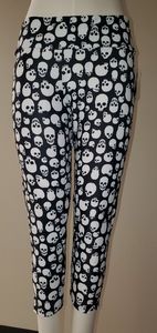Onzie Capri Pant skull #202 size XL